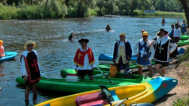 Vltava Bačkory 2008 > obr (120)